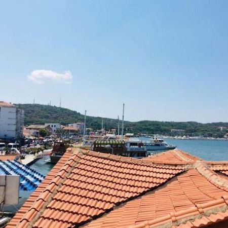 Aziz Arslan Hotel Айвалык Экстерьер фото