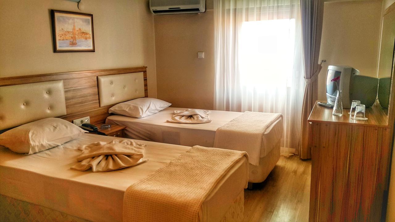 Aziz Arslan Hotel Айвалык Экстерьер фото